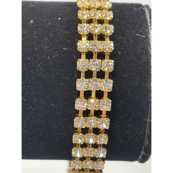 Vintage Bracelet in Gold Tone with Intricate Rhinestone Detail - Picture 3 of 7
